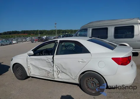 2012 Kia Forte Ex z USA, uszkodzony, nr VIN KNAFU4A25C5471913